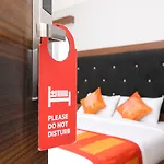 Oyo 14043 Hotel Star Holiday