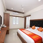 Oyo 14043 Hotel Star Holiday