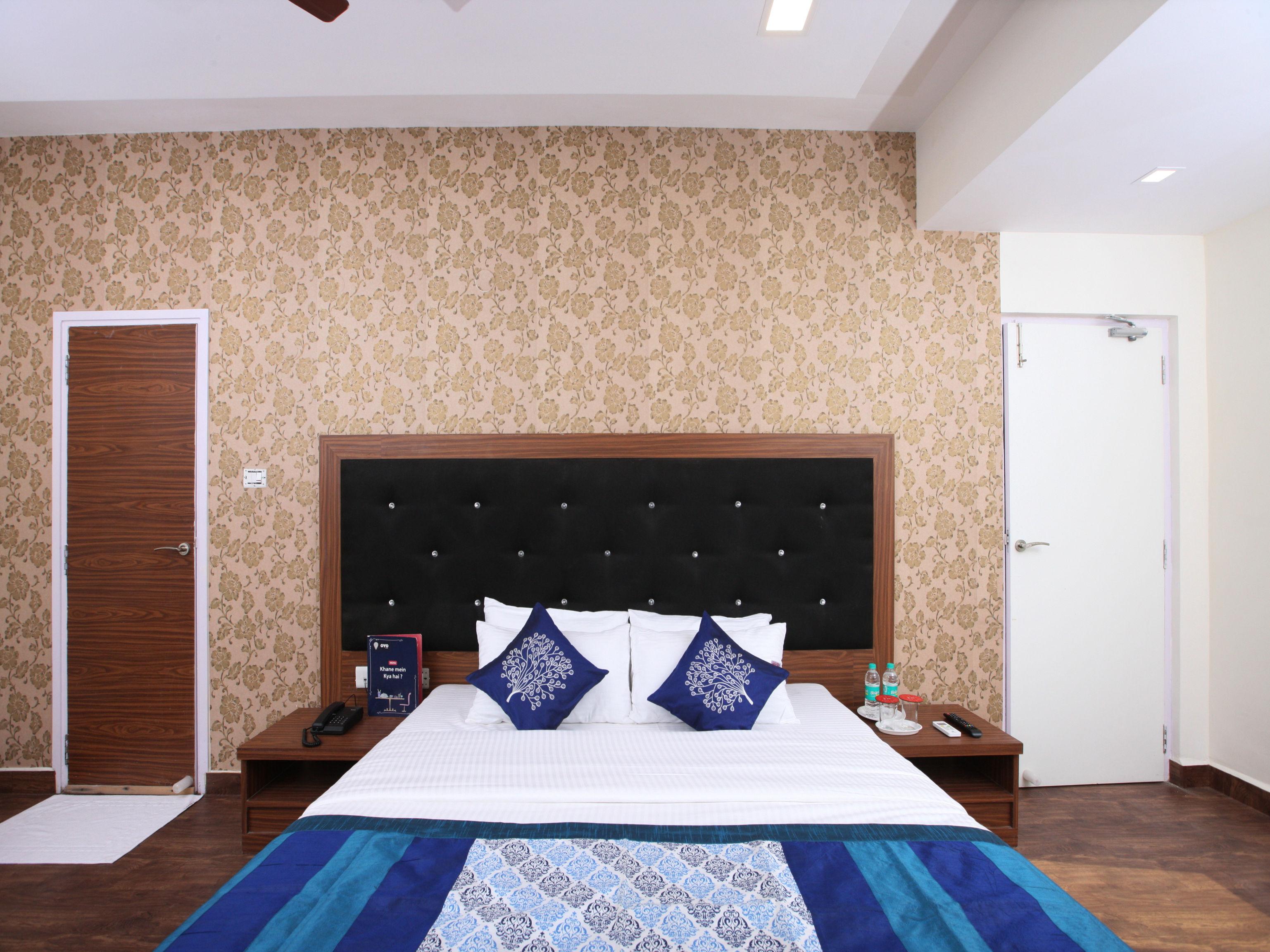 Oyo 14043 Star 3* Chennai