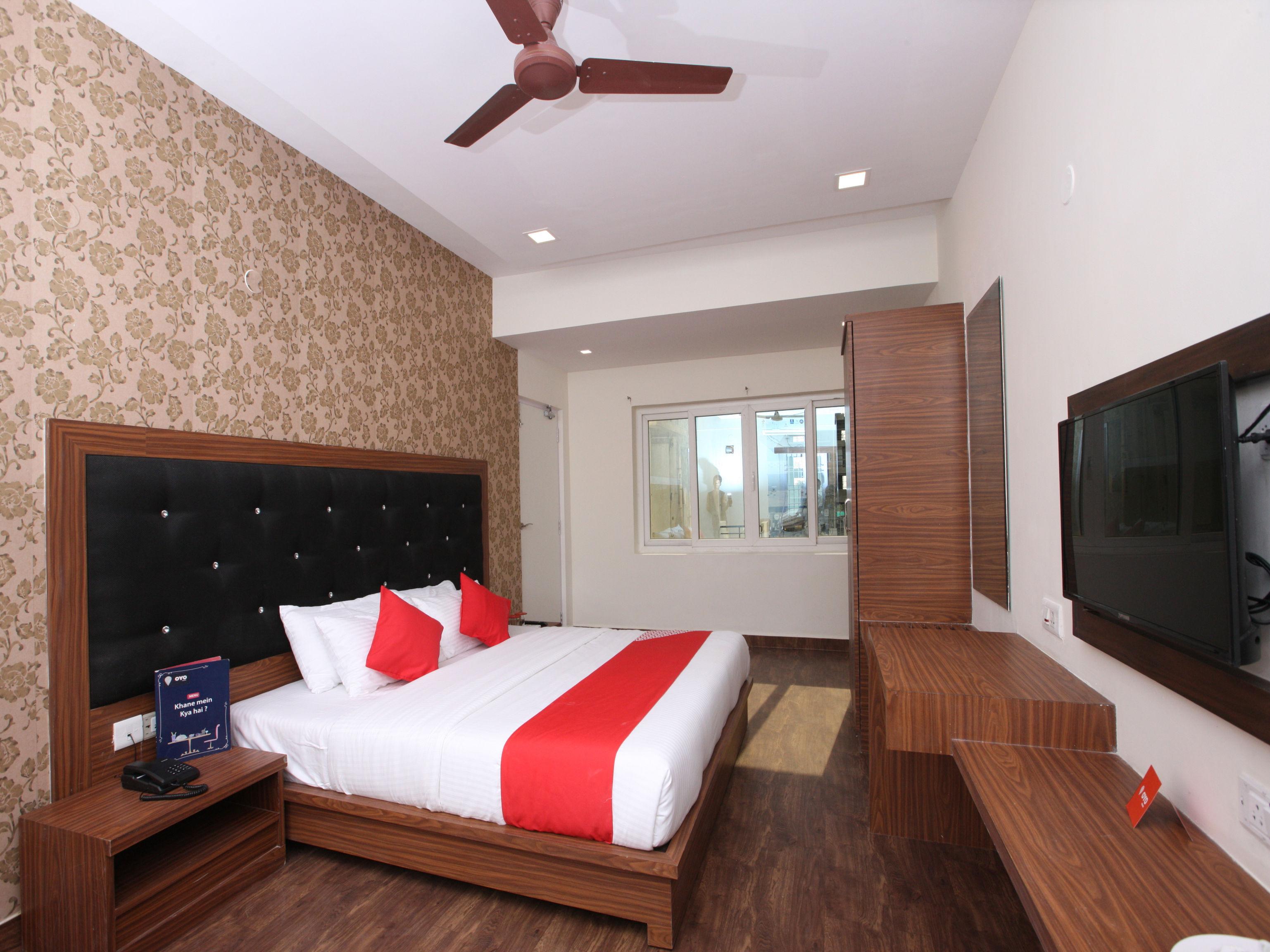 Oyo 14043 Star Hotel