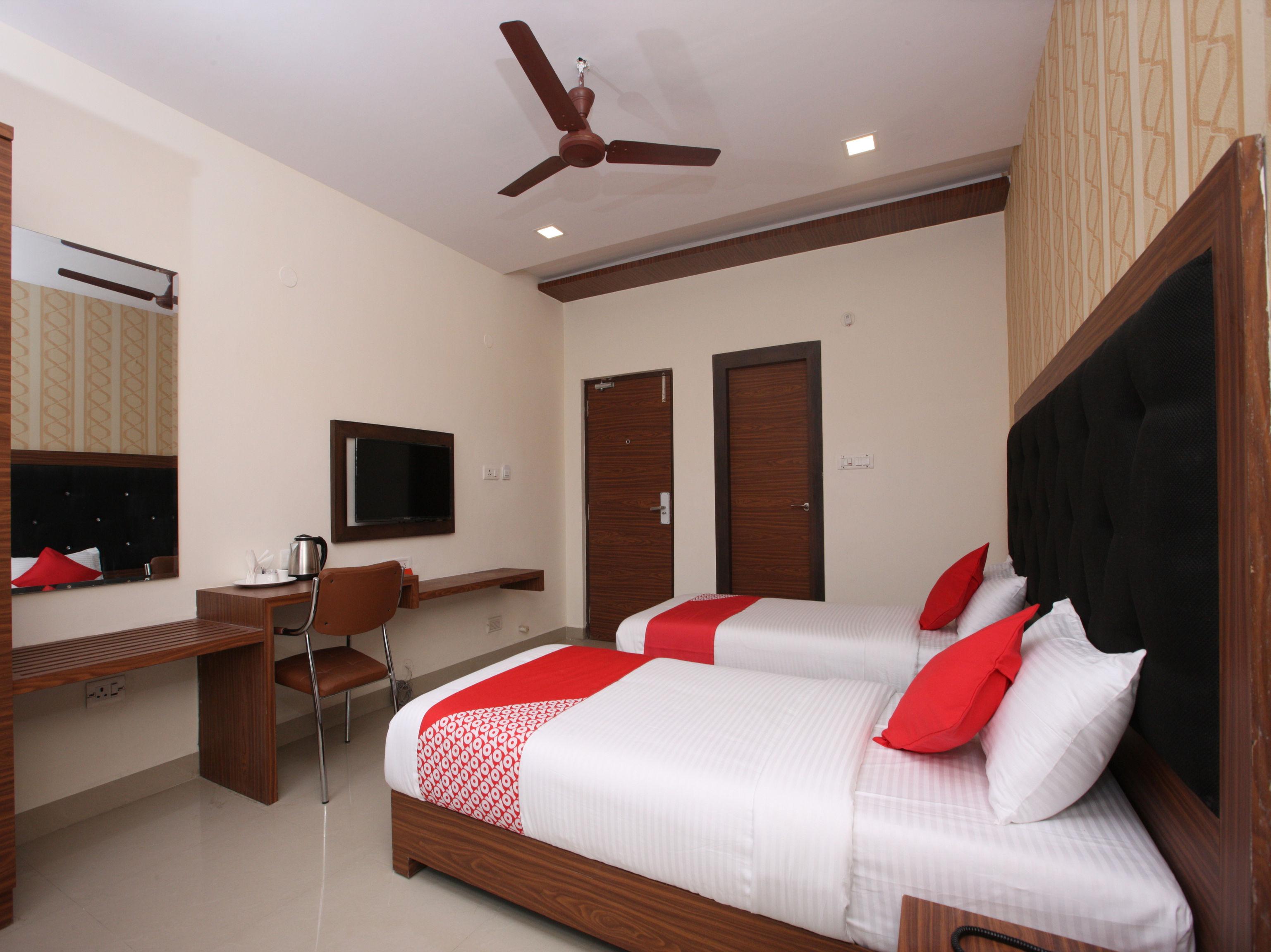 Hotel Oyo 14043 Star Chennai