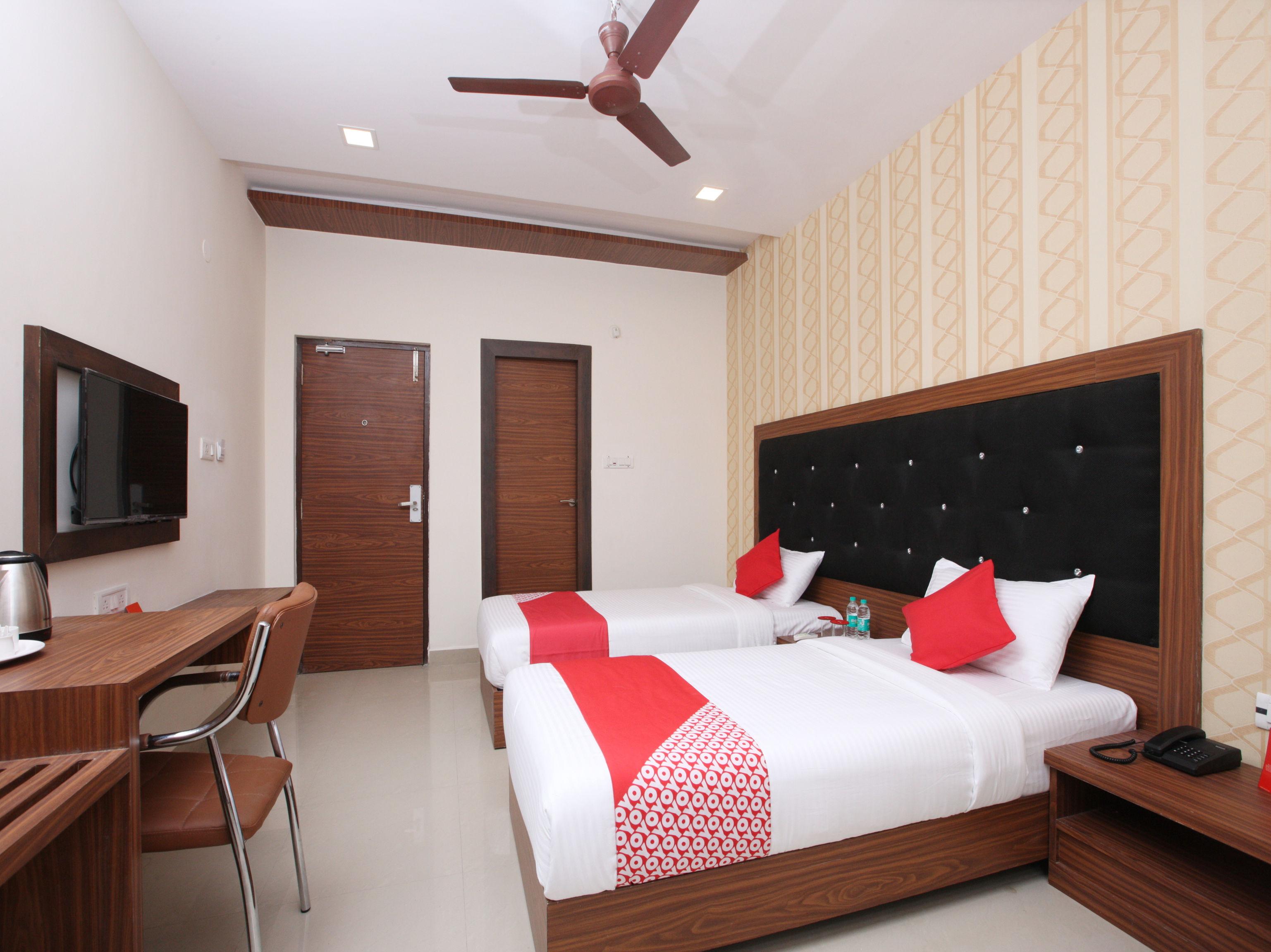 Hotel Oyo 14043 Star Chennai