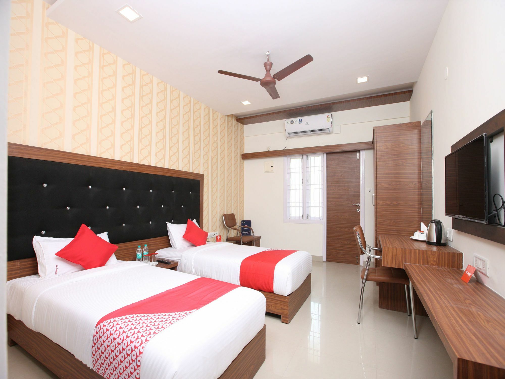 Oyo 14043 Star Hotel Chennai